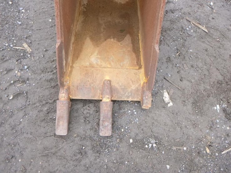 caterpillar-16-image-6