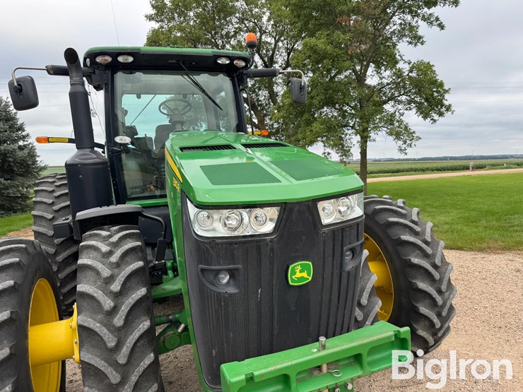 2013-john-deere-8310r-image-19
