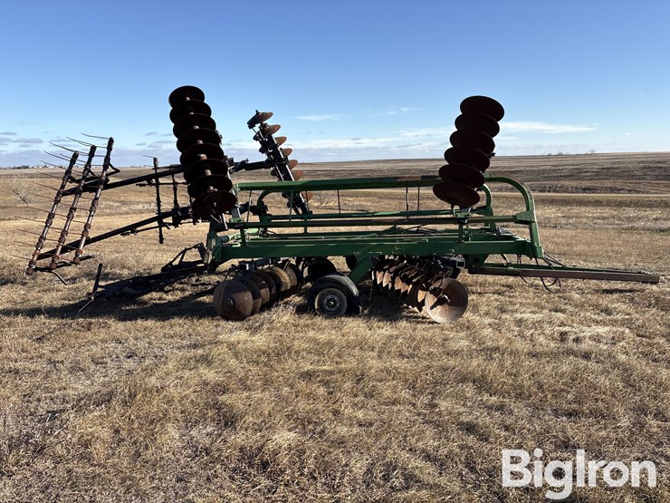 john-deere-230-image-4