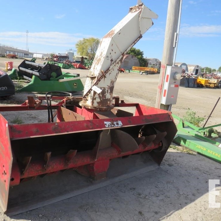 8' LUNDELL SNOWBLOWER