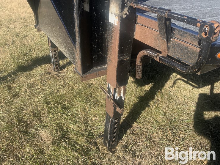 2013-titan-trailer-image-16