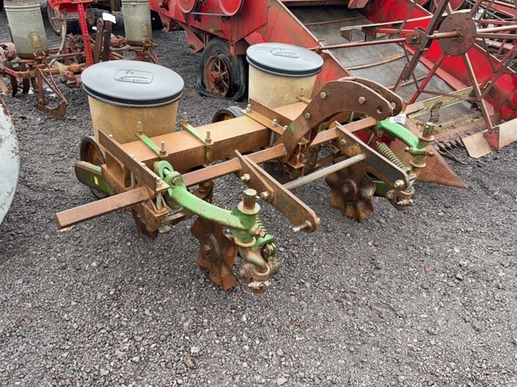 john-deere-2-image-2