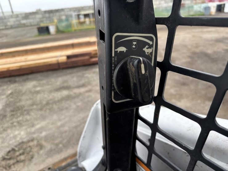 2019-bobcat-s630-image-24