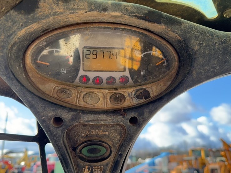 2017-bobcat-t595-image-15