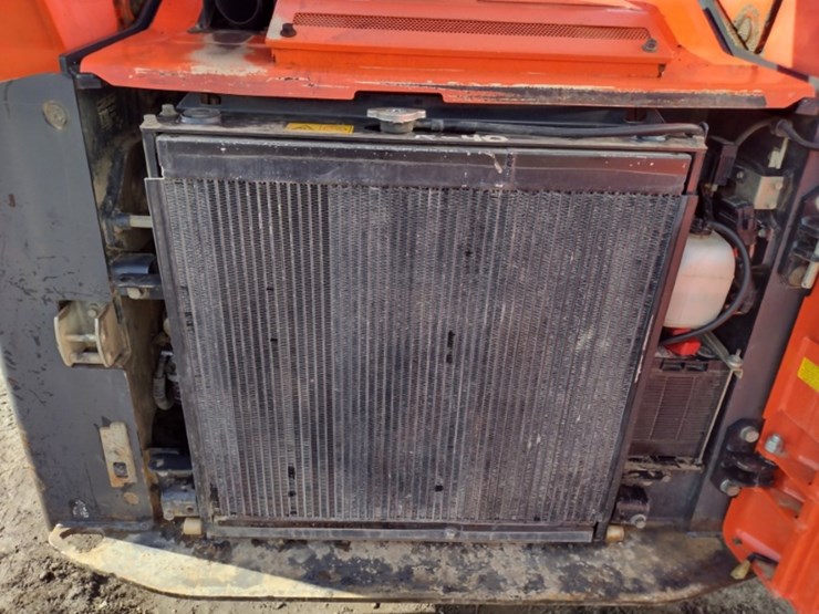 kubota-svl90-2-image-35