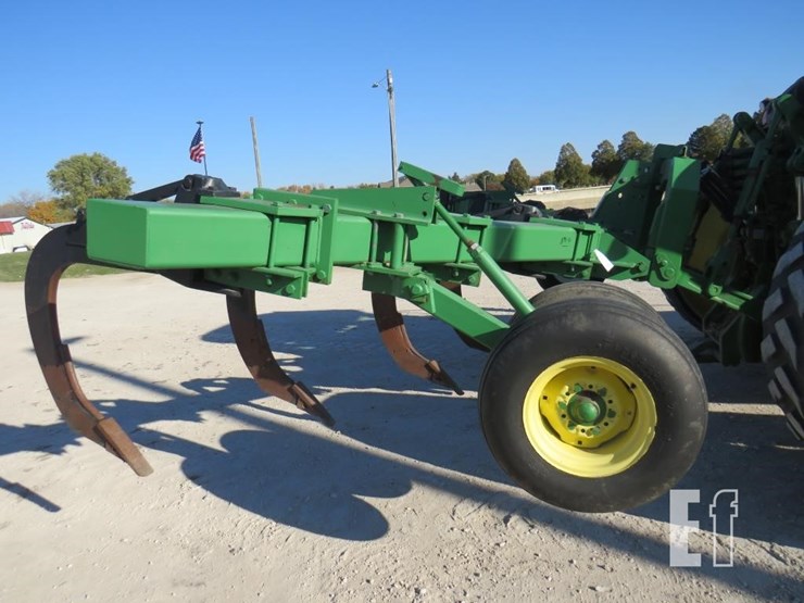 john-deere-910-image-2
