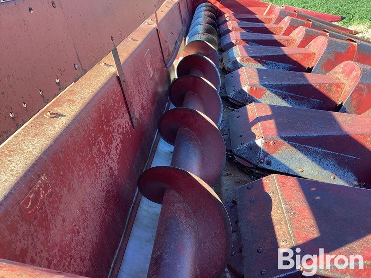 1990-case-ih-1083-image-17