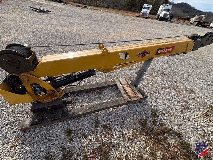 2008-imt-6025-image-6