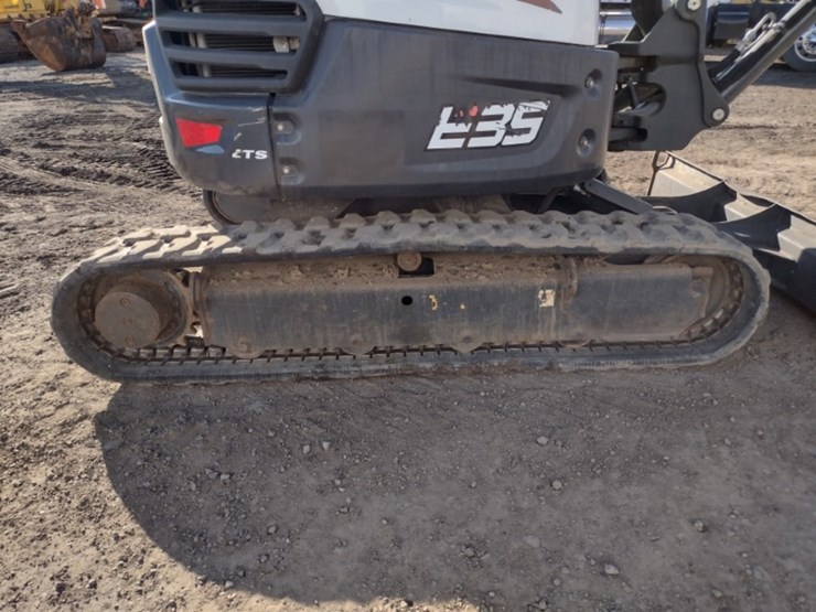 bobcat-e35i-image-35