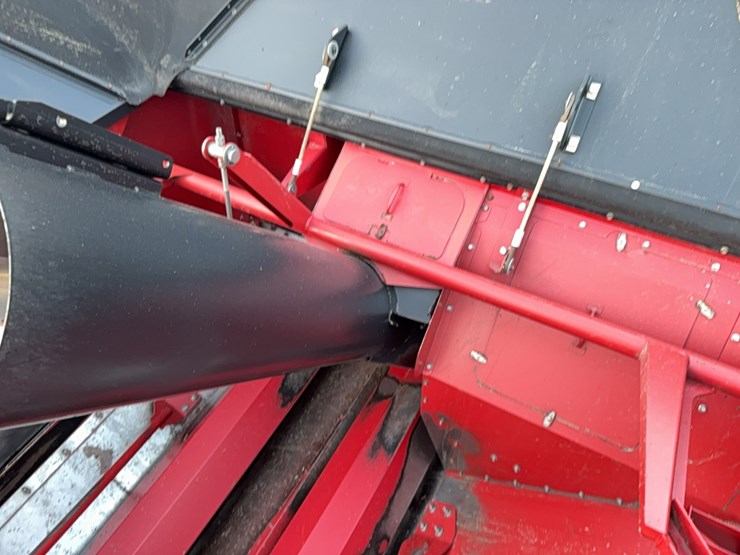 2018-case-ih-8240-image-89