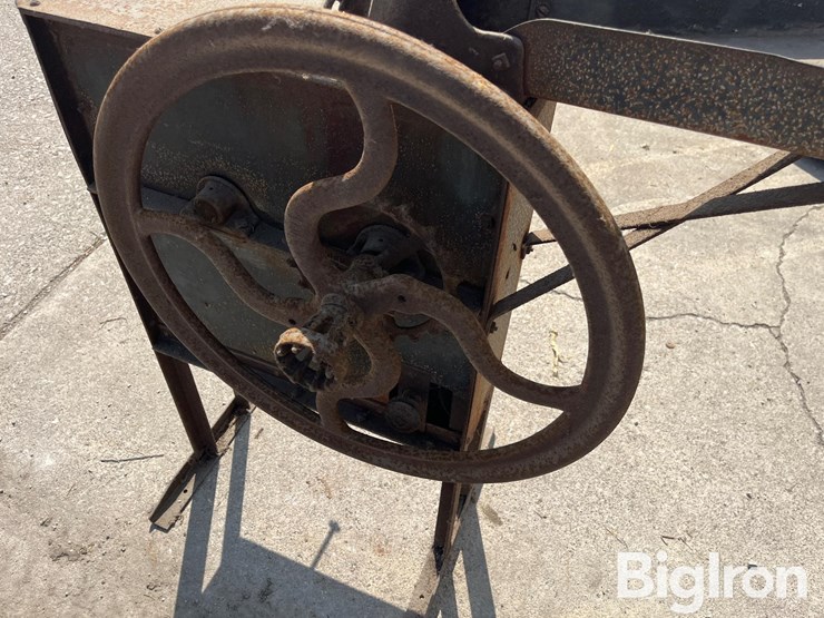 corn-sheller-image-16