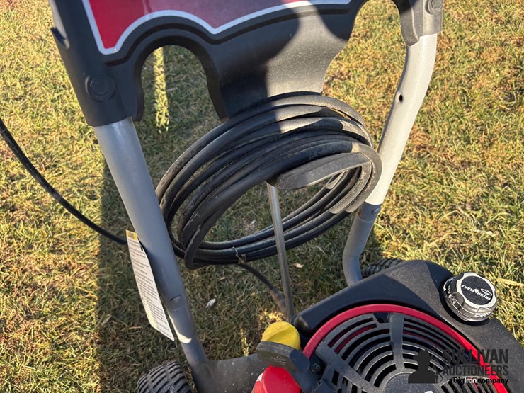 briggs-&-stratton-professional-series-power-washer-image-9