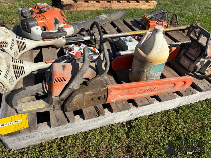 misc-pallet-of-gasoline-stihl-tools-image-7