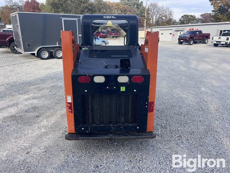 2019-gehl-rt105-image-6