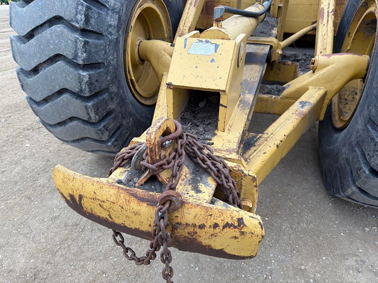 caterpillar-80-image-15