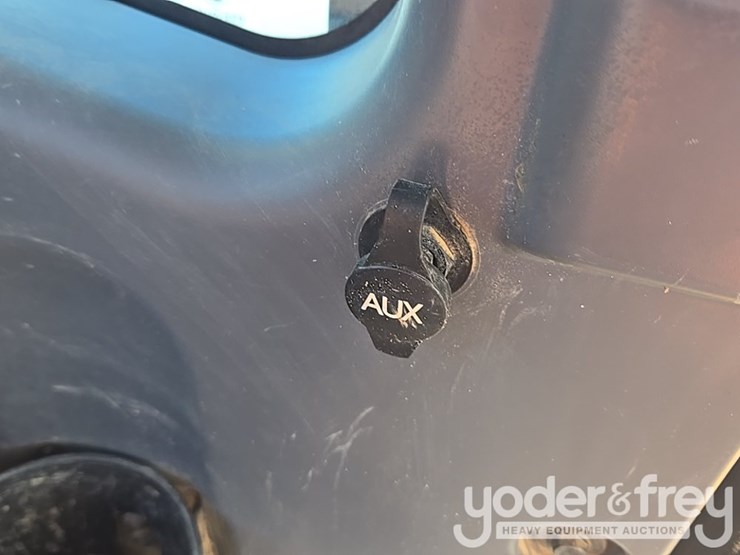 2022-komatsu-pc490-lc-11-image-135