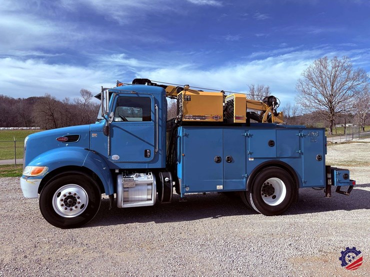 2012-peterbilt-337-image-2
