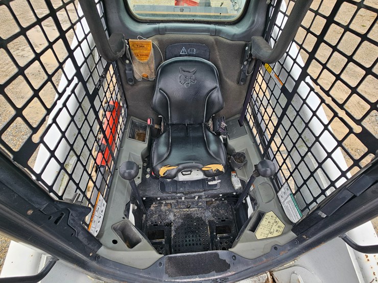 2018-bobcat-t770-image-24