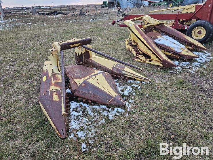 new-holland-880r2-image-3