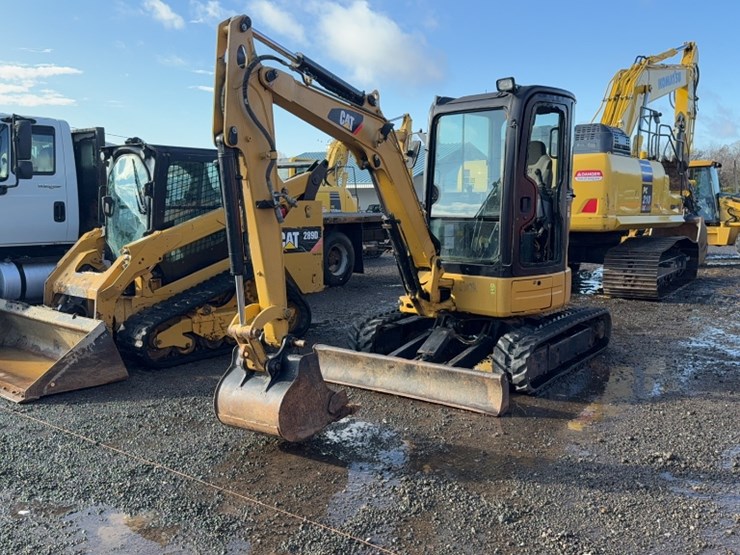 caterpillar-303-image-1