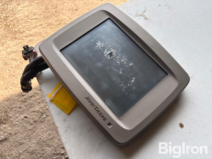 john-deere-2600-image-1