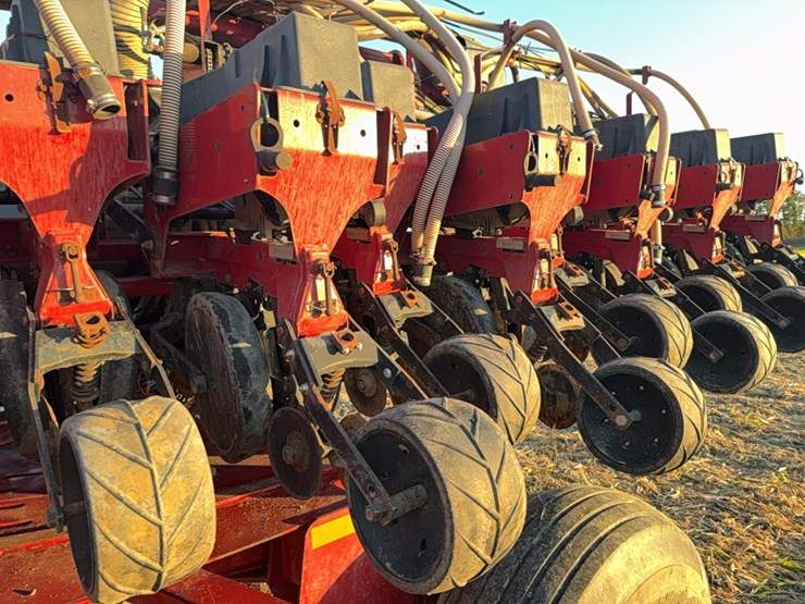 case-ih-1240-image-42