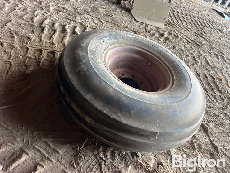 implement-10.00-16sl-tire-&-rim-image-3