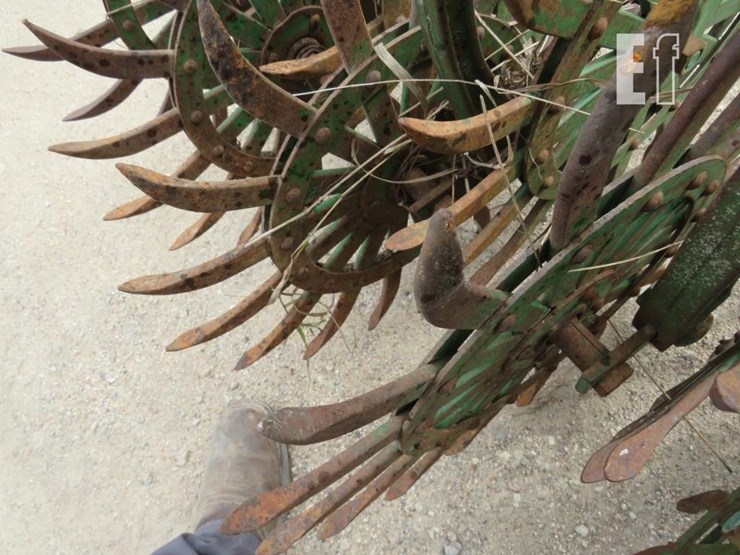 john-deere-400-image-5