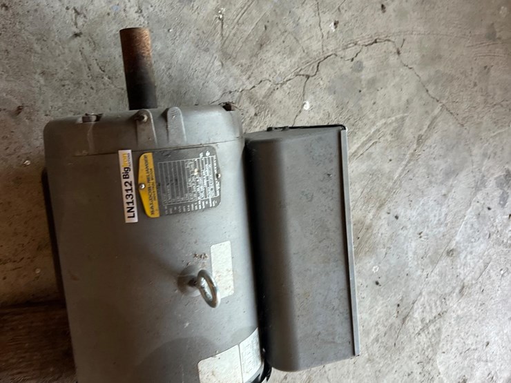 baldor-reliancer-10-hp-230-volt-electric-motor-image-5