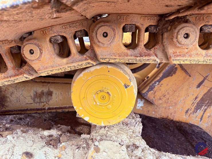 2019-caterpillar-d6t-xw-image-25