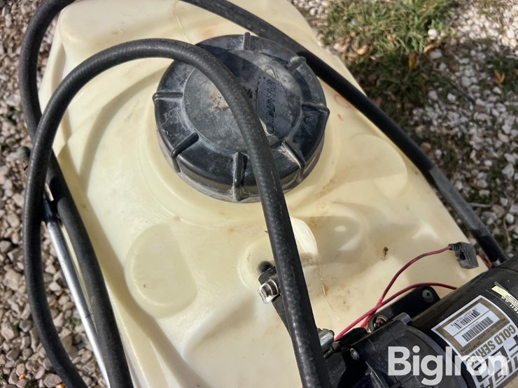 atv-sprayer-image-11