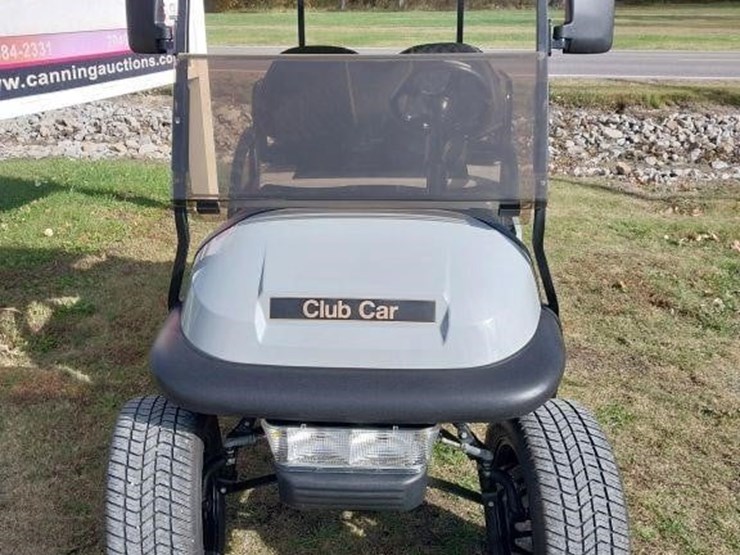 club-car-precedent-electric-golf-cart-image-2