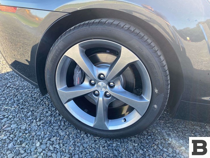 2014-chevrolet-camaro-ss-convertible-image-23