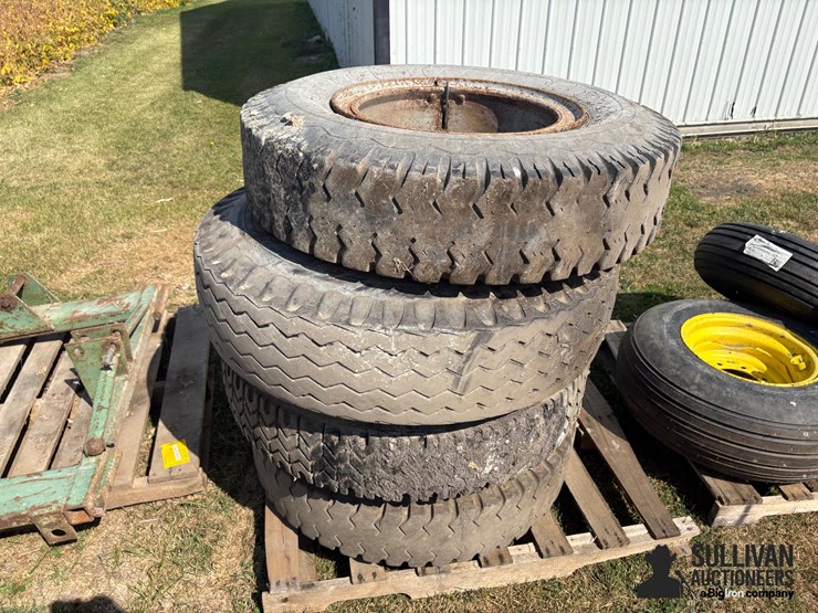 10.00-20-tires-image-4