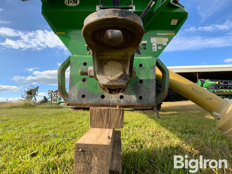 2009-j&m-1326-22s-image-19