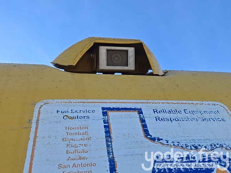 2022-komatsu-pc490-lc-11-image-139