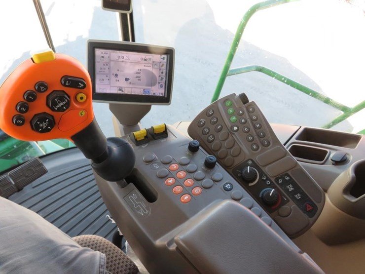 2012-john-deere-s660-image-40