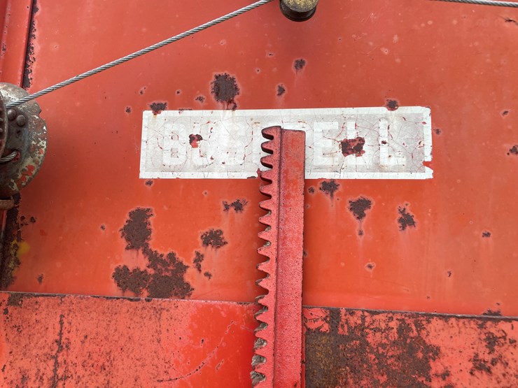 #1467-•-bushnell-gravity-cart-with-auger-image-18