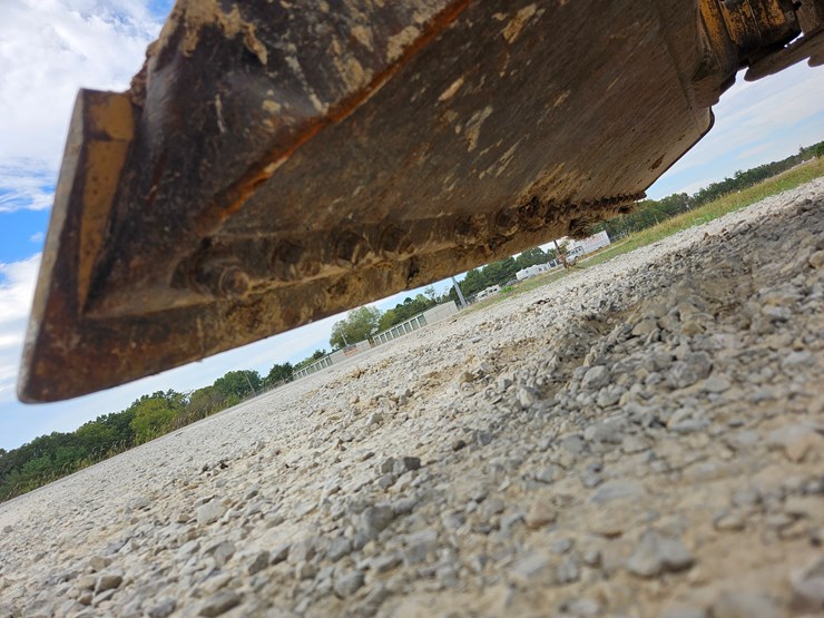 2002-caterpillar-d5g-xl-image-92