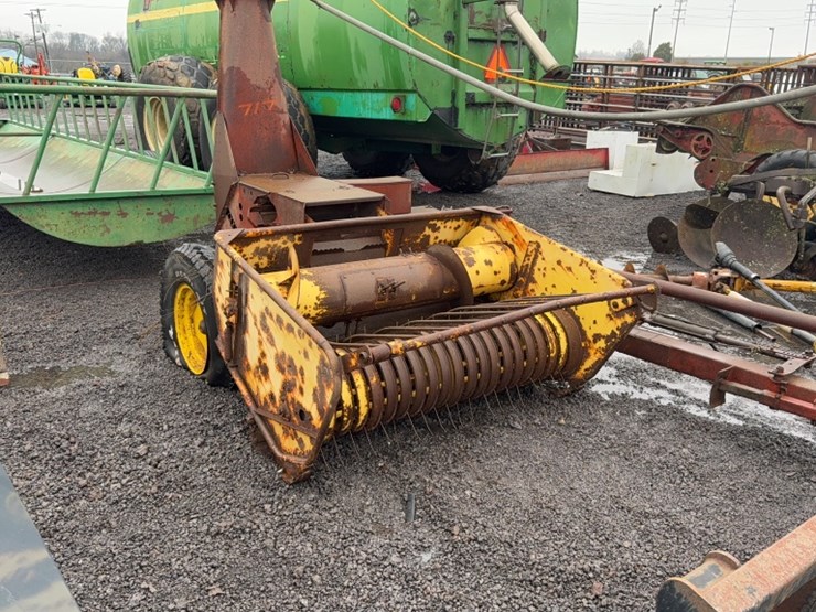 new-holland-717-image-3