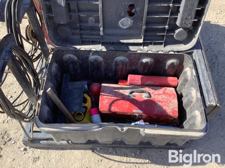 welding/fence-building-skid-image-16