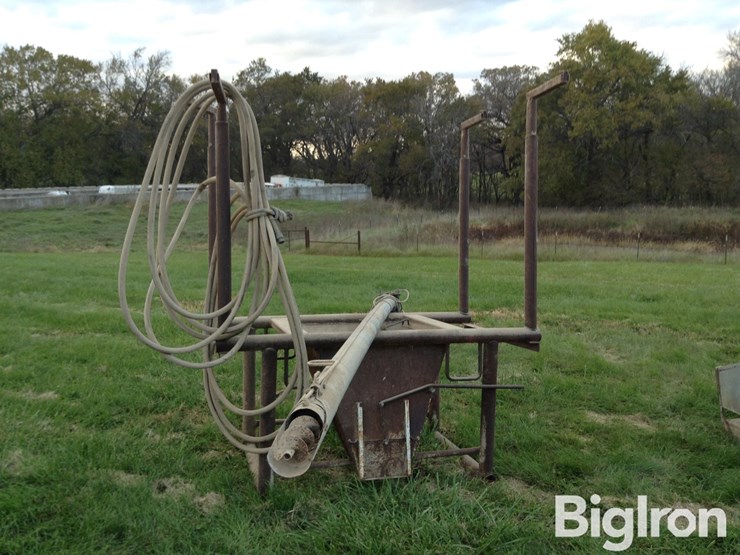seed-bag-unloader-chute-w/-4"/10'-auger-image-1