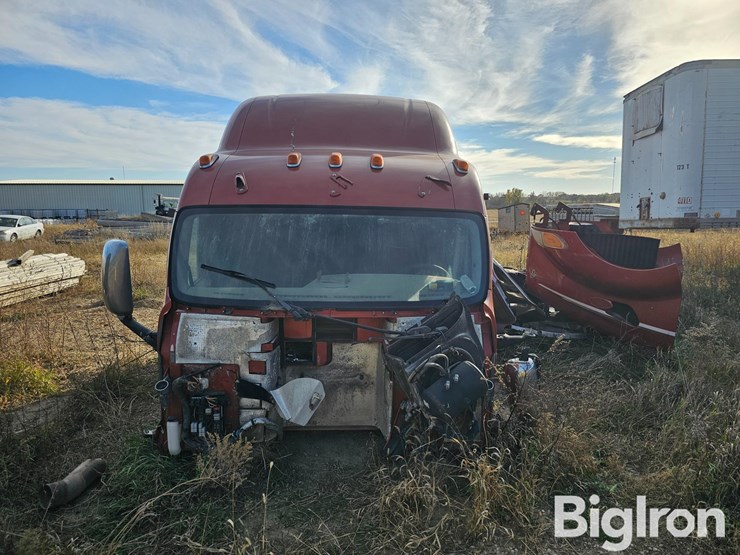 peterbilt-387-image-2