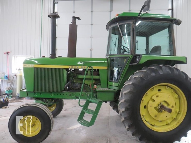 john-deere-4430-image-21