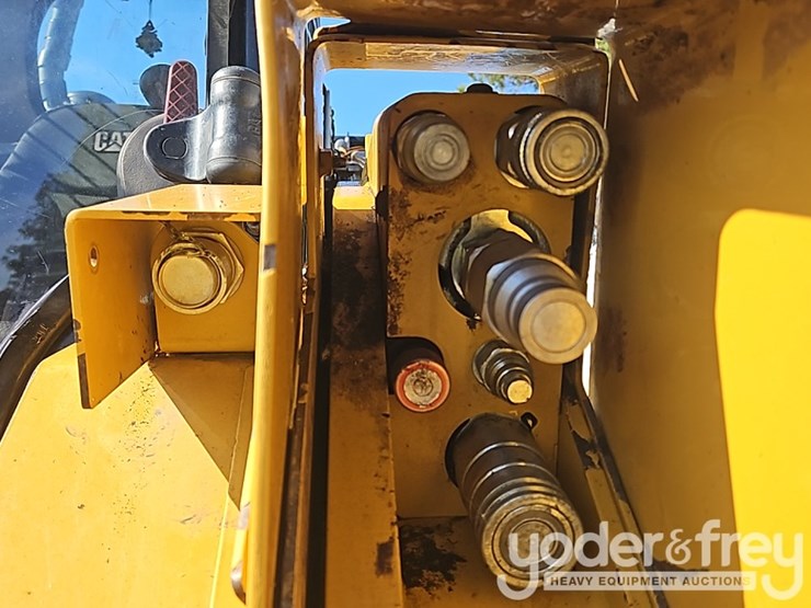 2023-caterpillar-299d3-xe-image-20