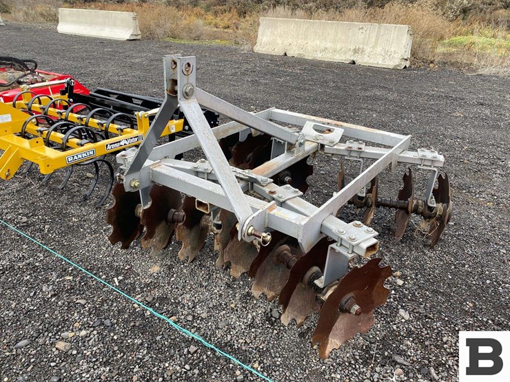 r.m-wade-&-co-3pt-tandem-disc-image-1