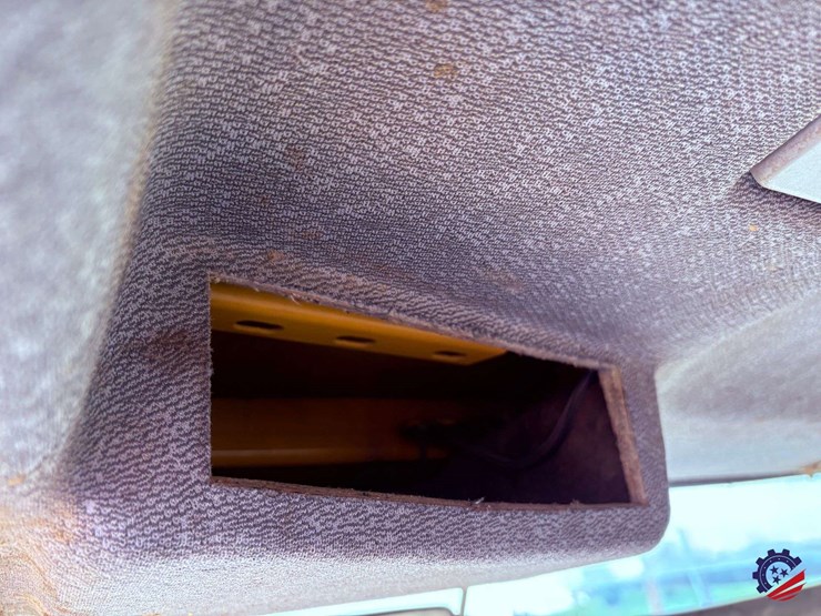 2004-volvo-l60e-image-77