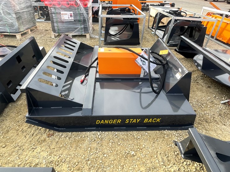 #3247-•-wolverine-72"-skid-steer-brush-cutter-image-4