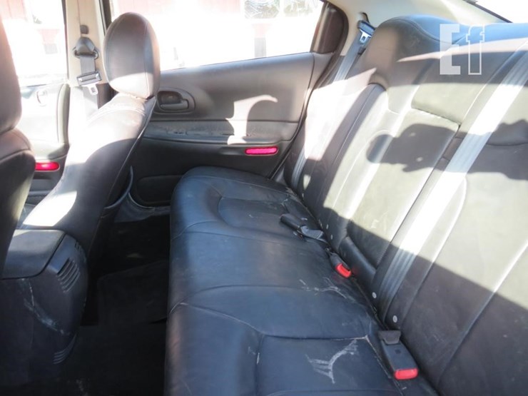 2002-dodge-intrepid-image-9