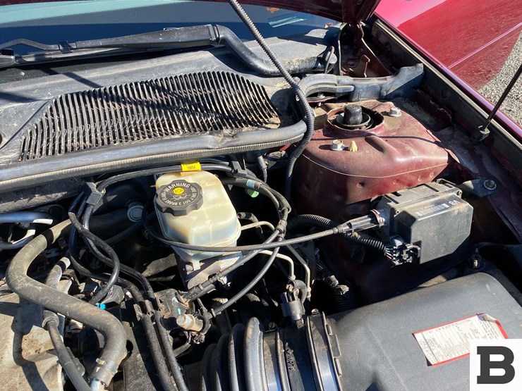 2000-cadillac-deville-sedan-image-40